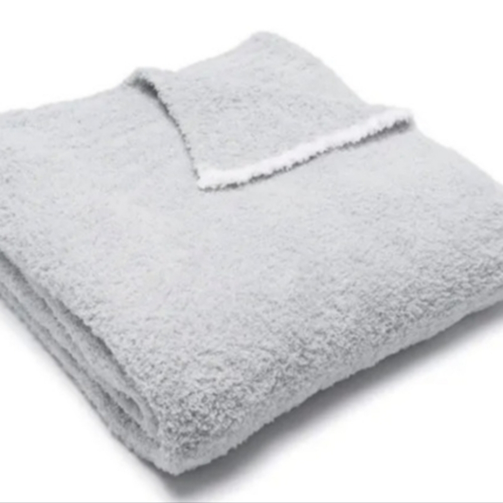 BAREFOOT DREAMS OCEAN/WHITE 45X60